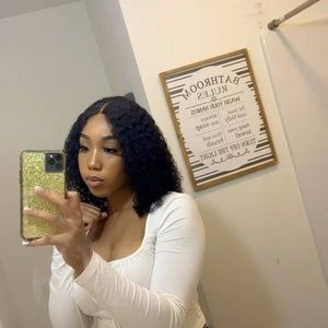 Meet your Posher, Danaeya